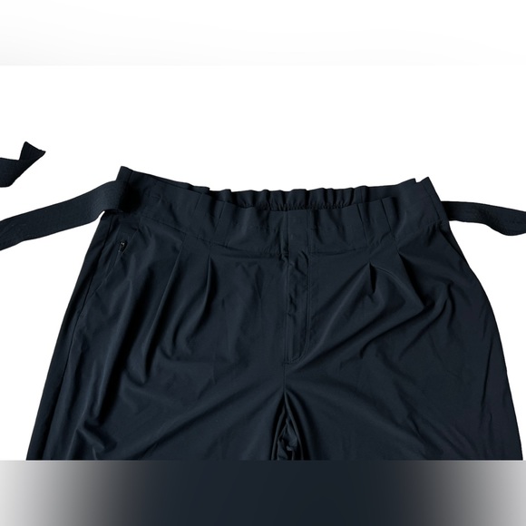 Athleta Skyline Pant II Paperbag High Waisted Plus Size 24 - Picture 5 of 9